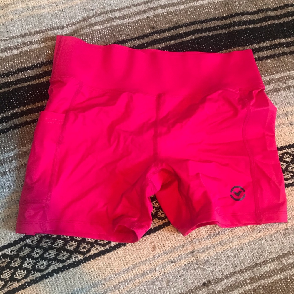 New Virus compression shorts